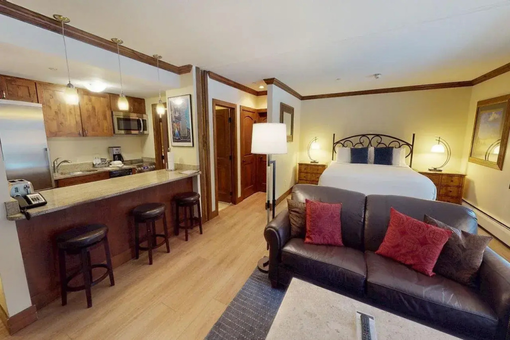 Manor Vail Lodge