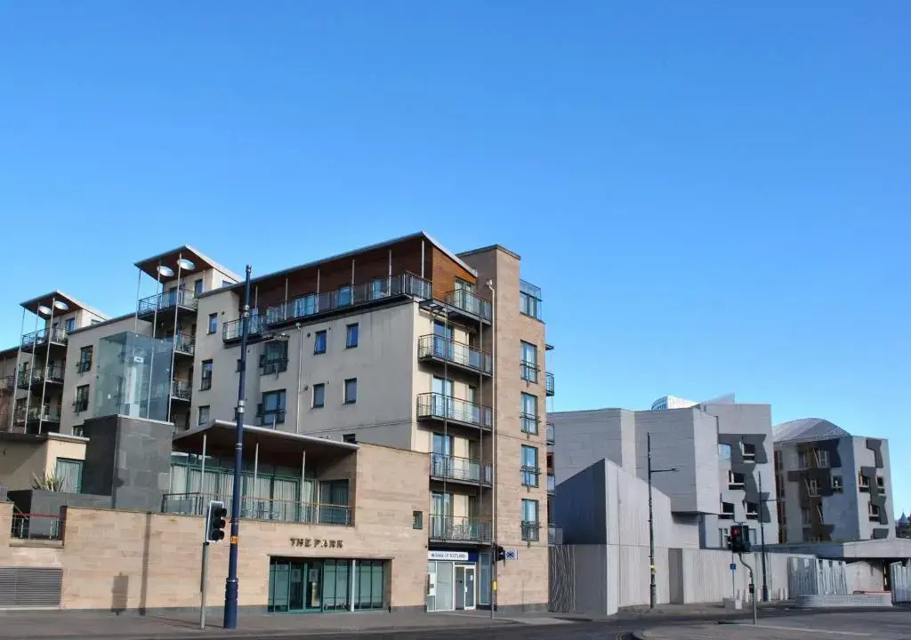 Dreamhouse Holyrood Apartments