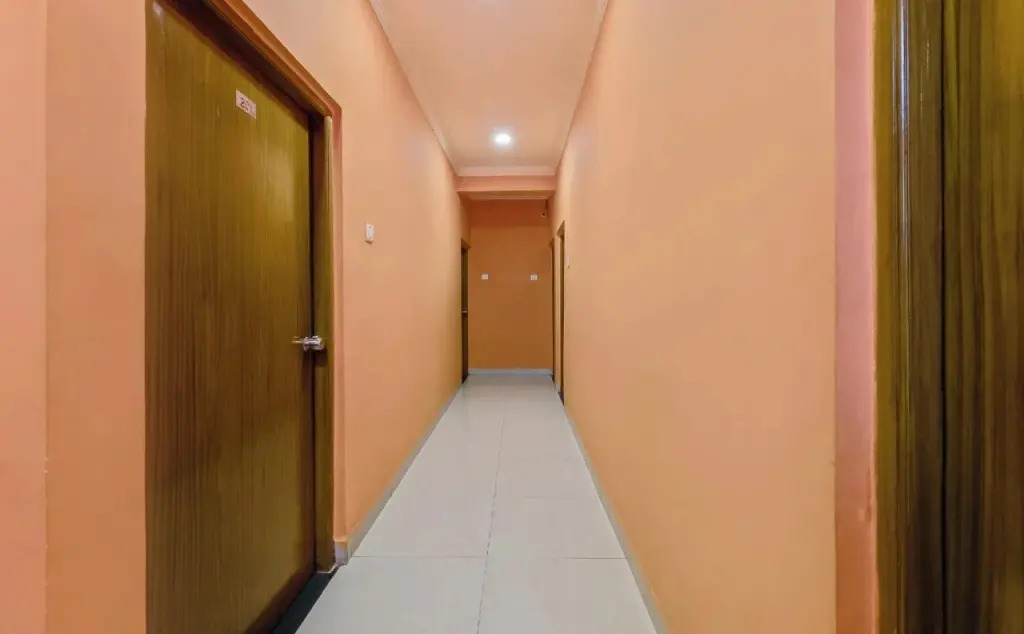 La Grande Residencia By OYO Rooms