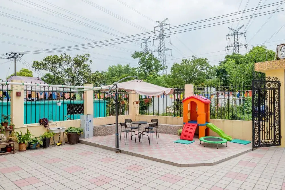 YaTai Park House Disneyland Branch