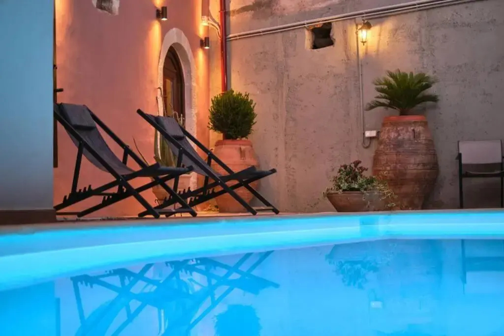 Stone Villa with swimming pool-BBQ