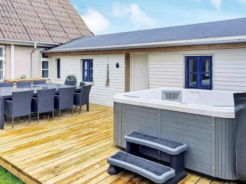 12 person holiday home in Vestervig-By Traum
