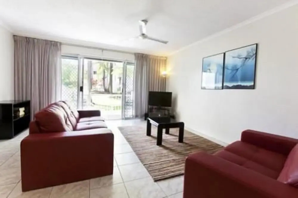 Cannes Court Holiday Apartments