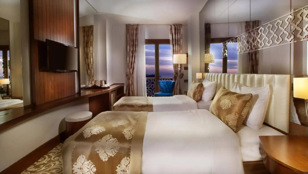 Pera Center Hotel