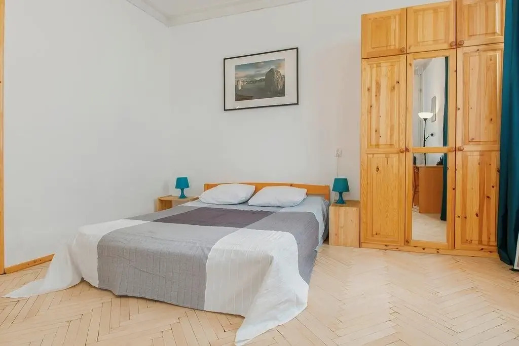 Visit Novocherkasskiy pr 25