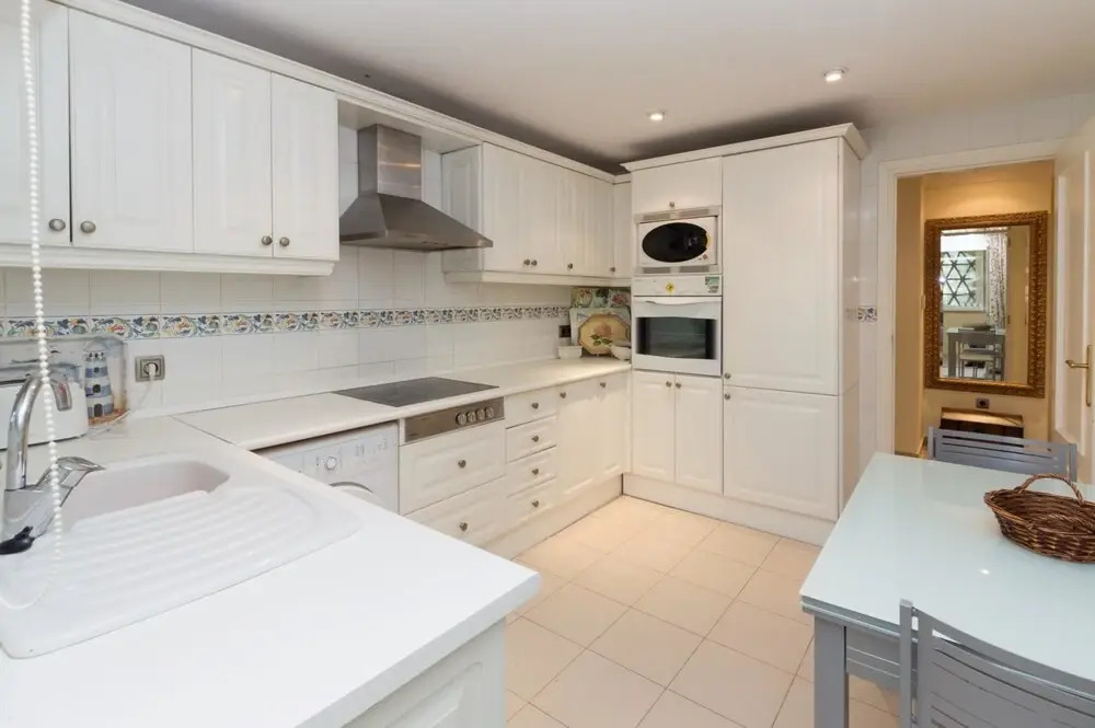 Apartment With 3 Bedrooms in Marbella, With Wonderful sea View, Pool A