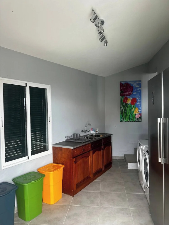 Miguel's Seaview Corner