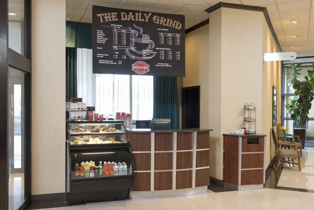 Holiday Inn Cleveland - South Independence by IHG