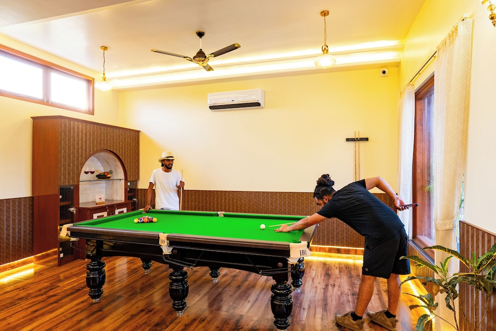 ELIVAAS Tiger Cave Suite with Pvt Pool
