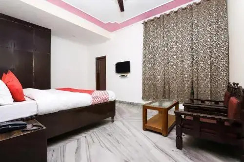 OYO 26753 Hotel Metro Park View