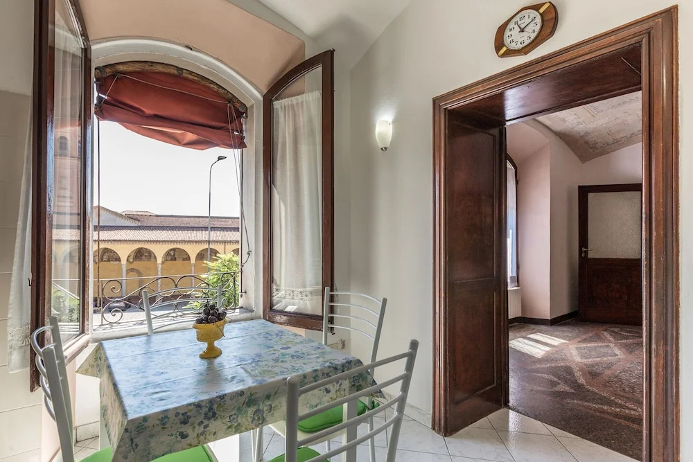 San Mamolo Retreats