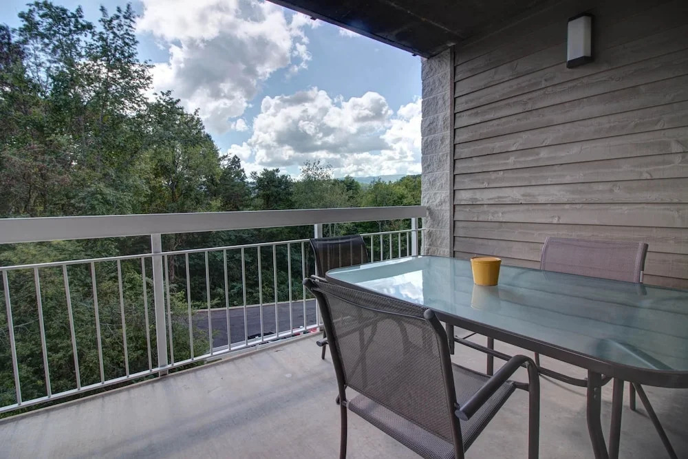 Whispering Pines 333