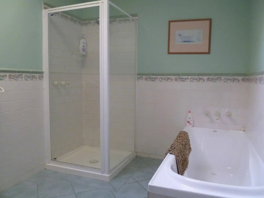 Donalea 2 Bedroom Riverview Apartment