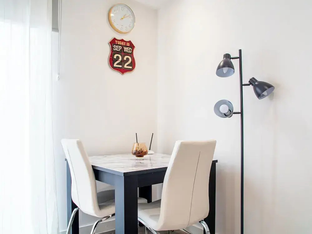 Perfectly Located Apartment - Sheffield City