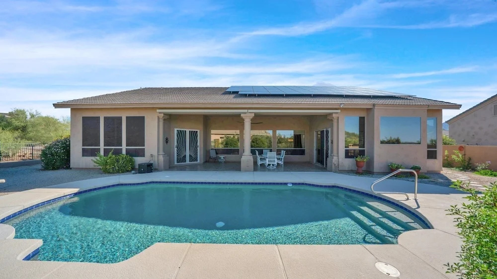 Casa Soleil 3 Bedroom Home by RedAwning