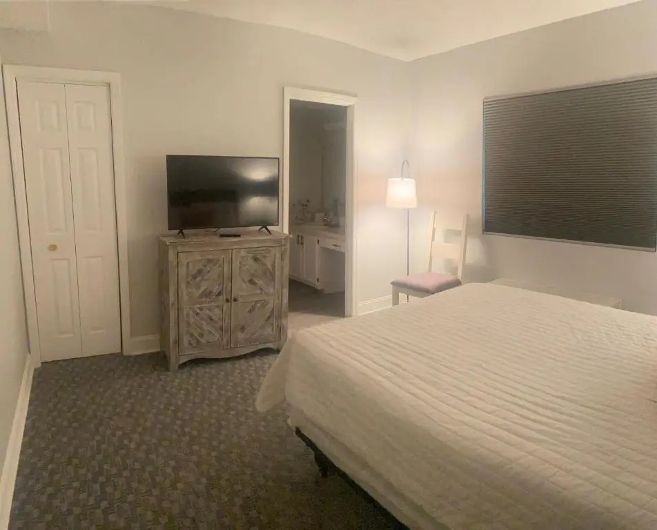 River Place Condos 603 2BD
