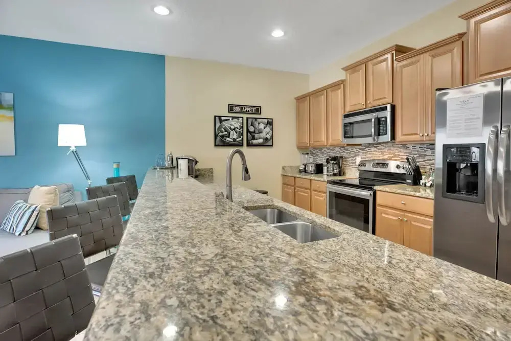 Paradise Palms - 2929 Buccaneer Palm Road