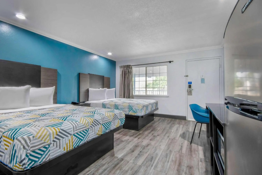 Studio 6 Suites San Bernardino, CA