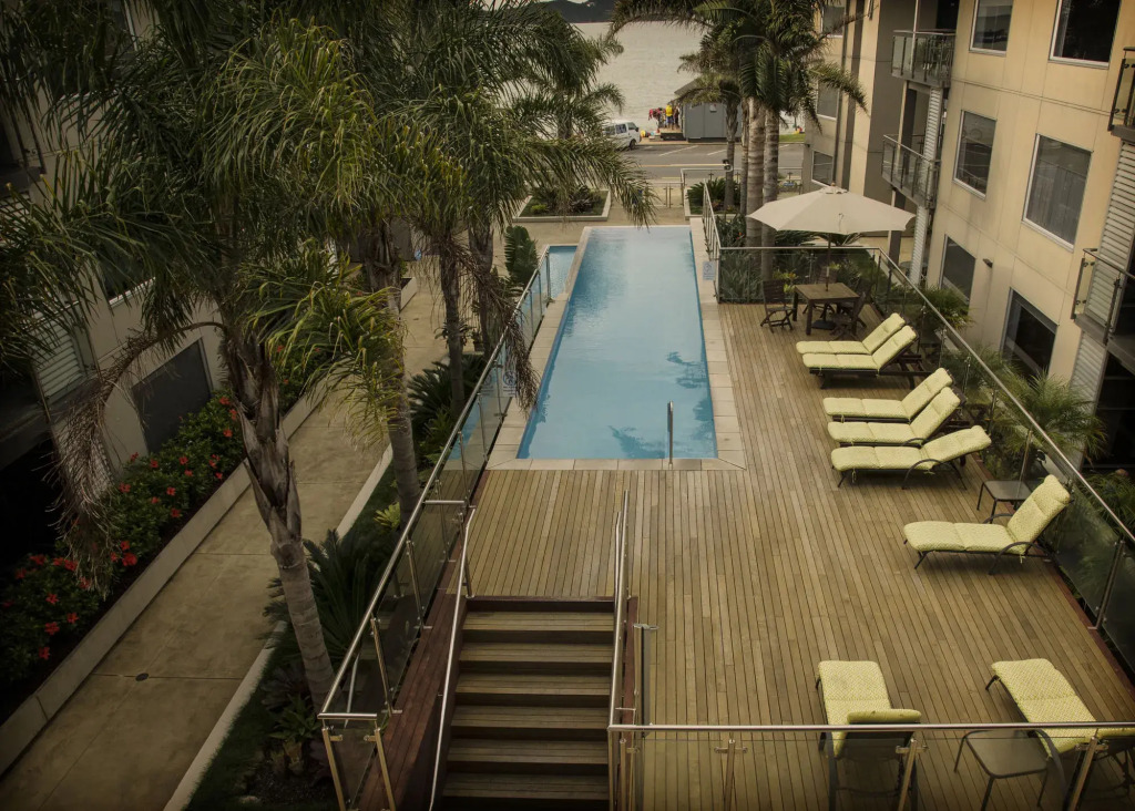 Edgewater Palms Apartments