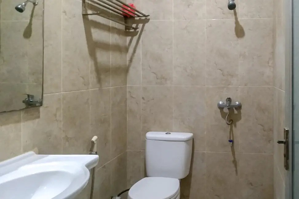 Palu City Guest House Mitra RedDoorz