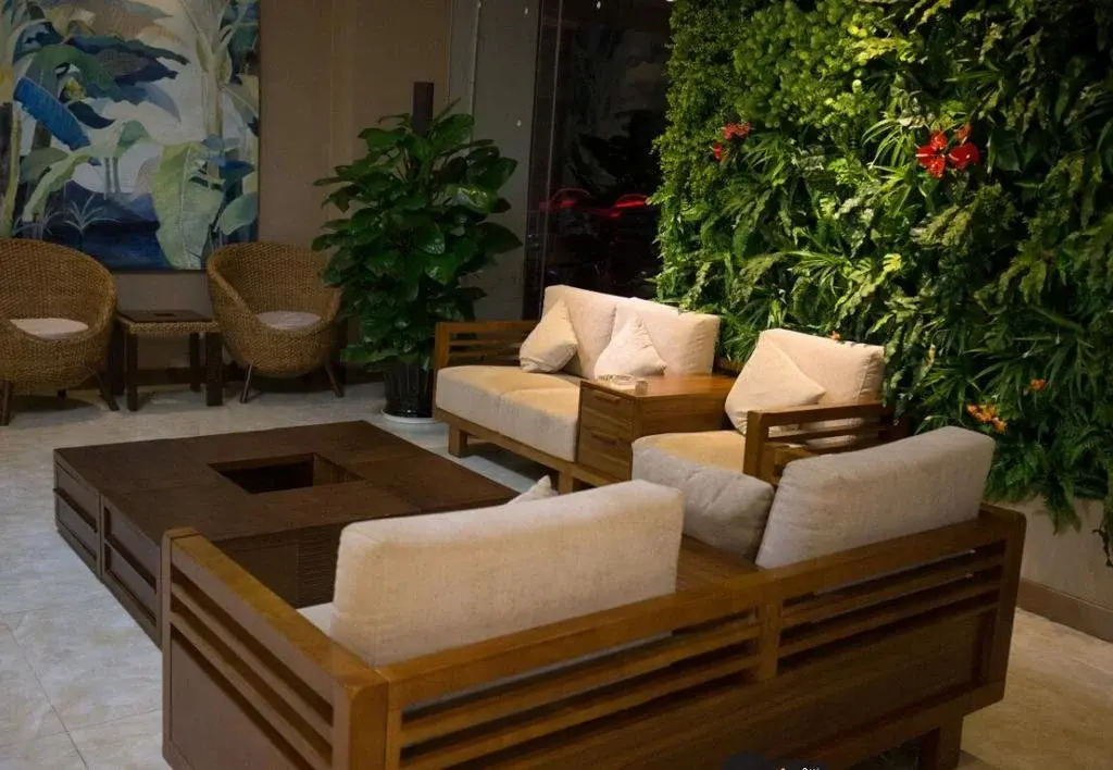 Creative Holiday Hotel