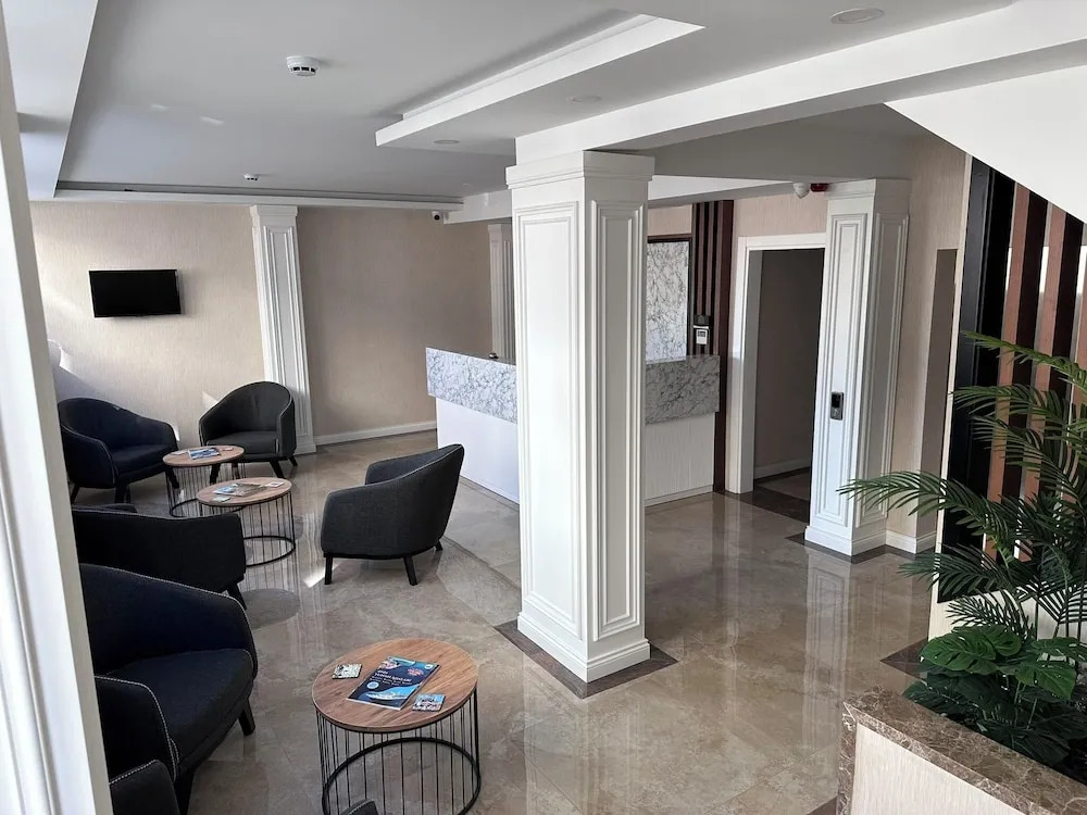Star Suit Hotel