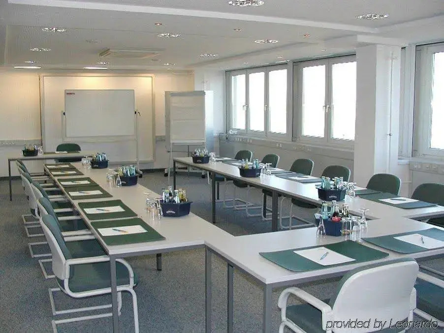 Days Inn Dresden