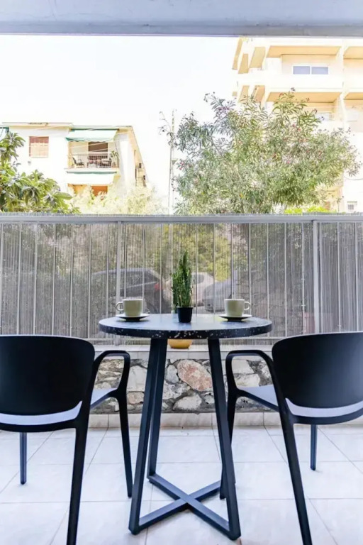 Bright and Stylish Apartment in Palaio Faliro
