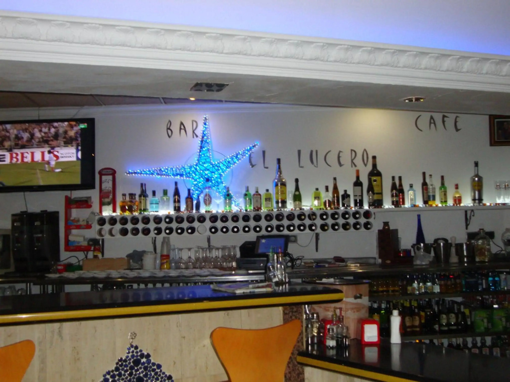 Hotel Lucero