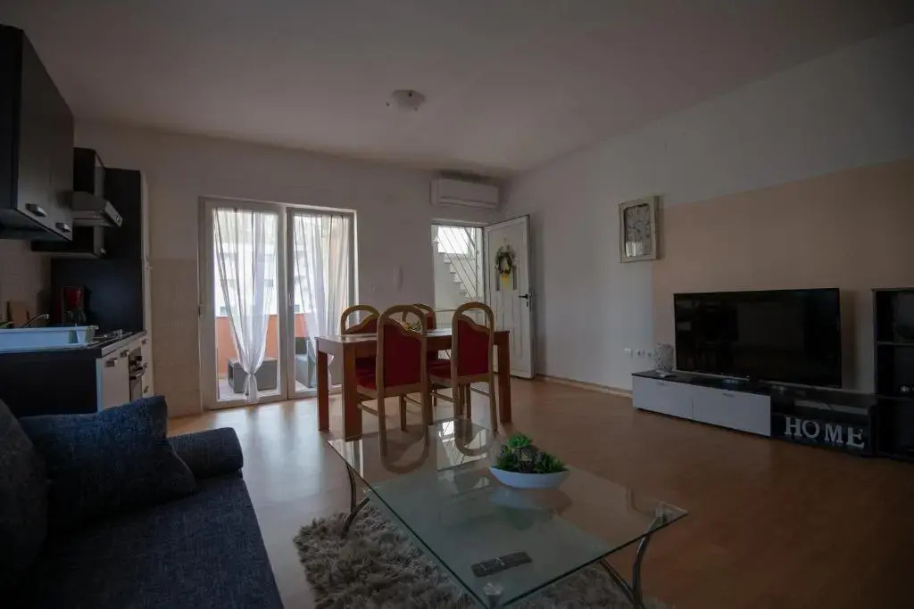 Apartments Mamut