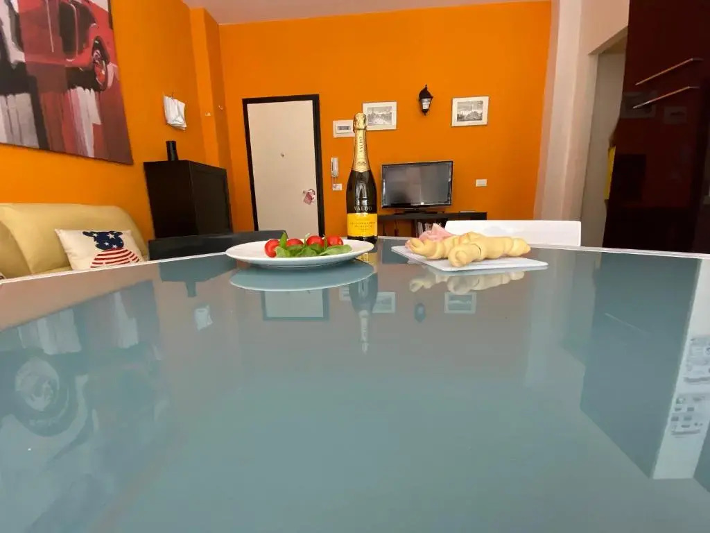 Mascarella 102 Home