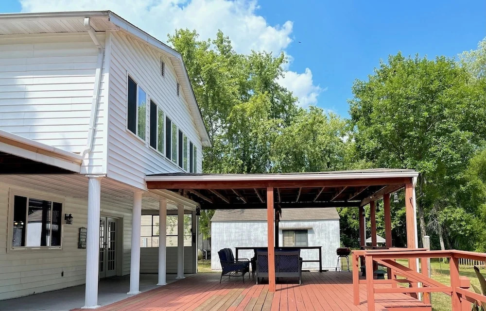 Waterfront Retreat At Rockaway With Fishing Dock 3 Bedroom Home by RedAwning