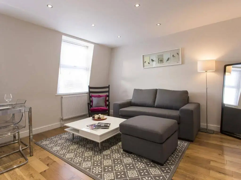 Luxton Apartments Notting Hill