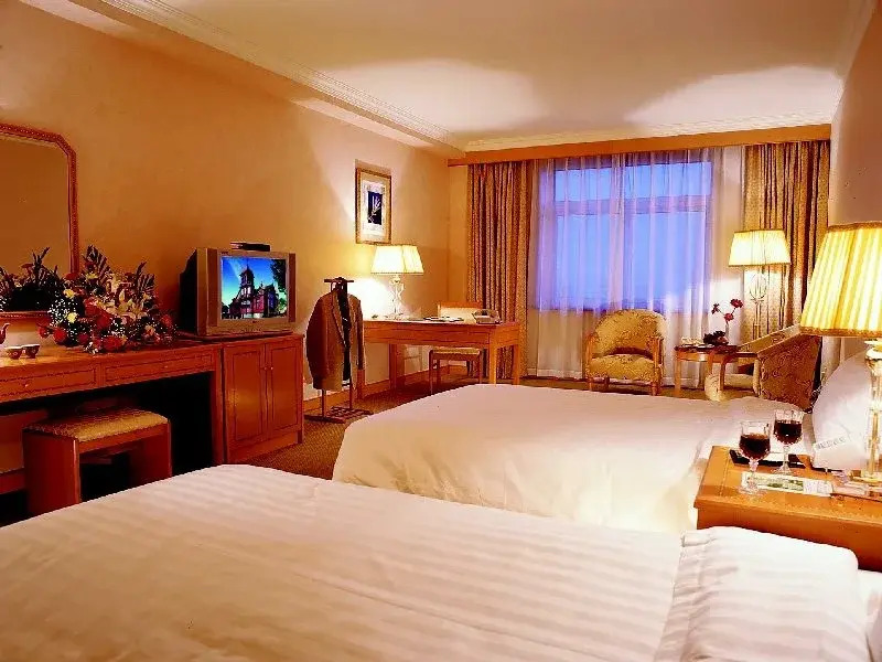 Eastern Air Hotel