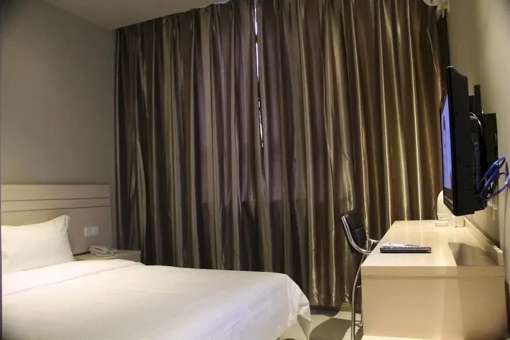 Fangyuan Hotel