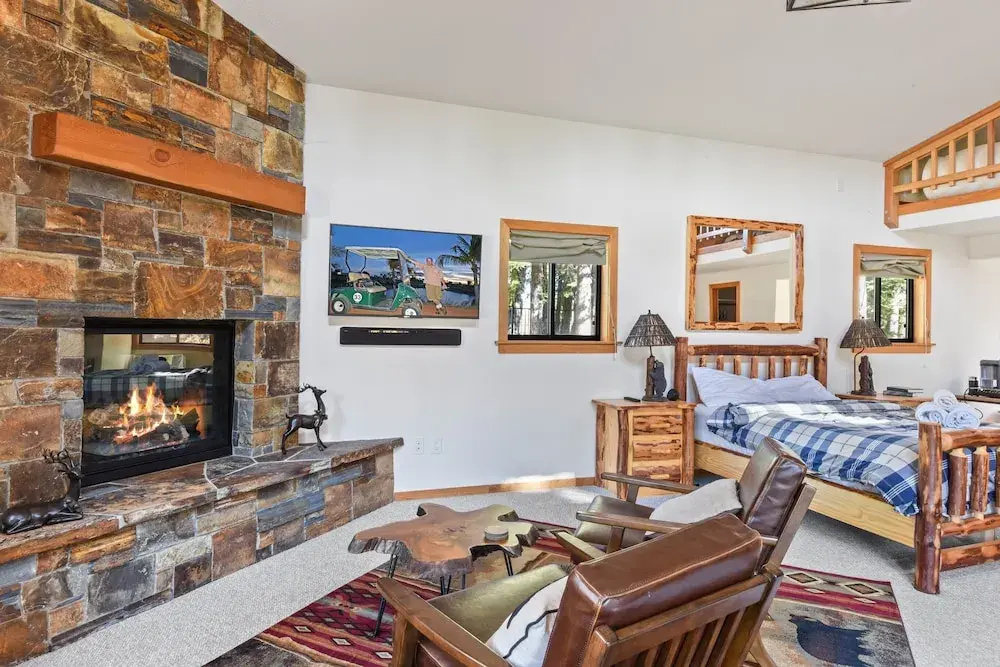 New Listing! Sugar Bear Lodge W/ Casita 5 Bedroom Home