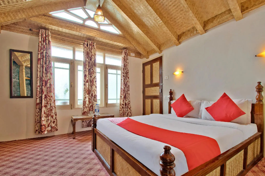 Hotel Ronak Resort