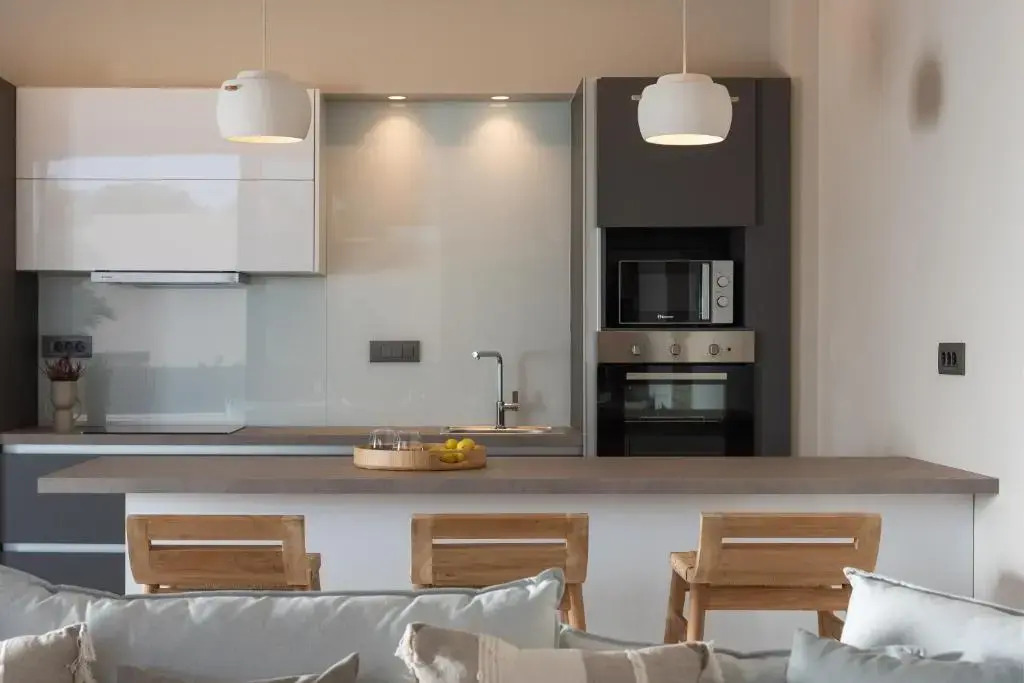 Athina Luxury Villa, with Pool & Walk to the Beach, By ThinkVilla