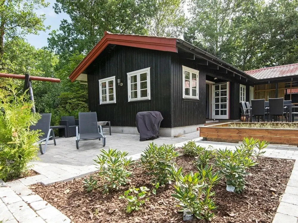 Secluded Holiday Home in Oksbøl with Terrace