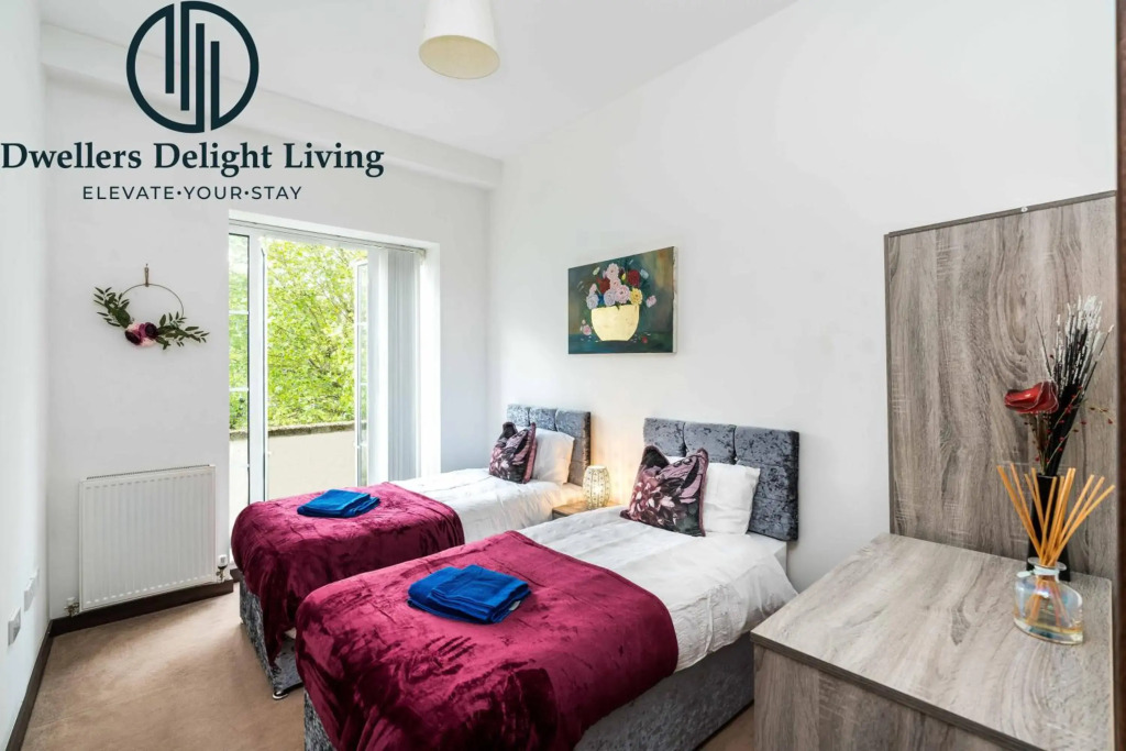 Dagenham - Dwellers Delight Living Ltd Services Accommodation - Greater London , 2 Bed Apartment with free WiFi & secure parking