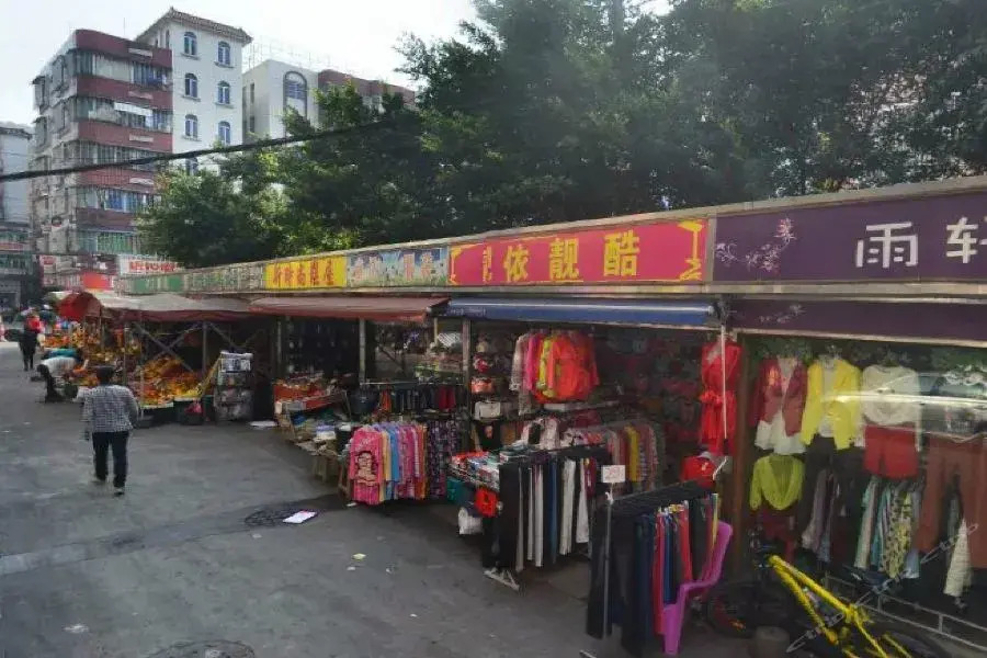 Pai Hotel Guangzhou Nanfang Hospital Mechanical and Electrical College
