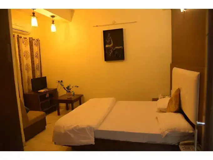 Amit Palace by Capital O