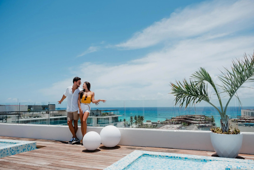 The Reef 28 Hotel & Spa
