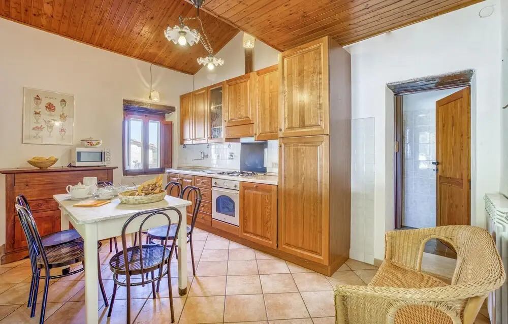 Amazing Apartment in Radicondoli With 3 Bedrooms, Wifi and Outdoor Swimming Pool