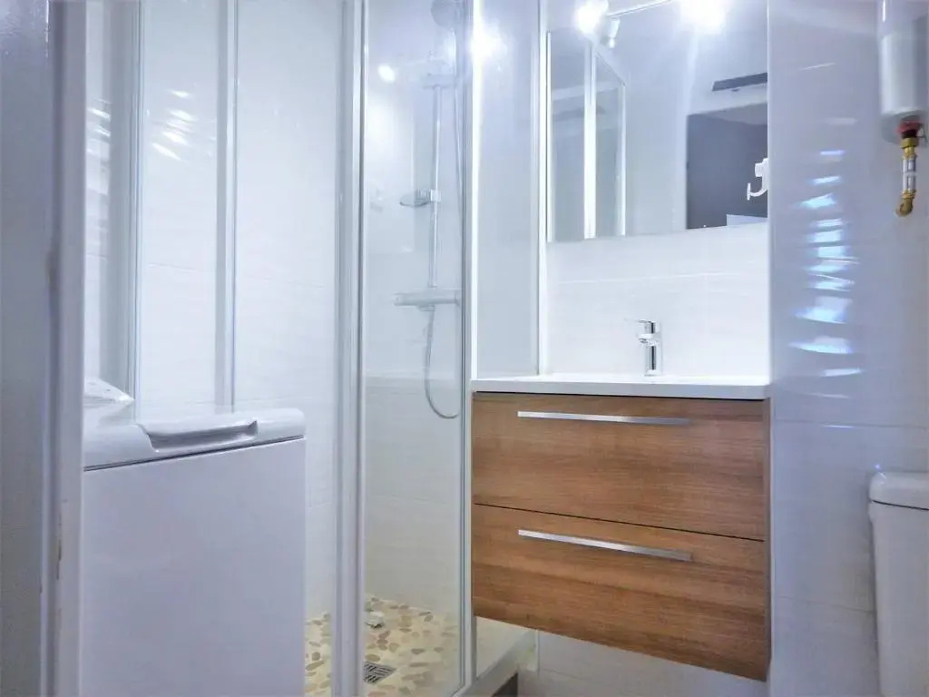 Appartement Bormes-les-Mimosas, 2 pièces, 4 personnes - FR-1-251-4