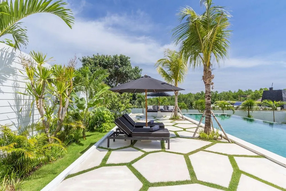 Villa Kusuma - Luxury Sea View 5 Bedroom Villa Close to Savaya