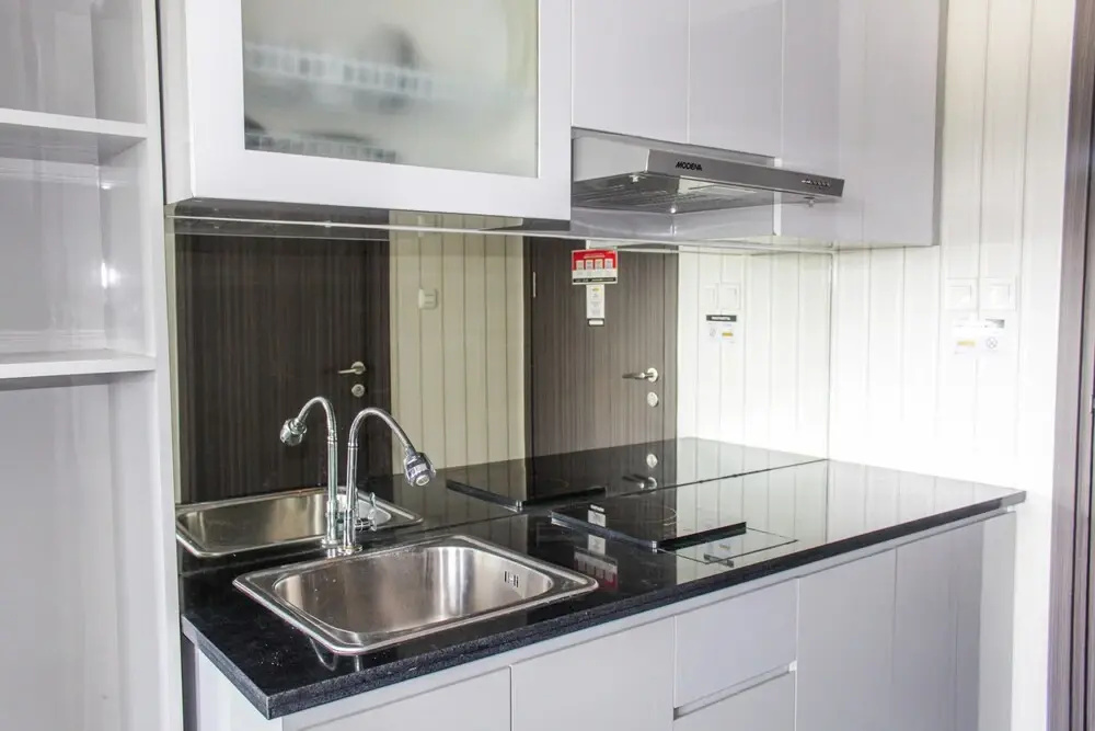 Minimalist and Cozy Studio Bintaro Icon Apartment