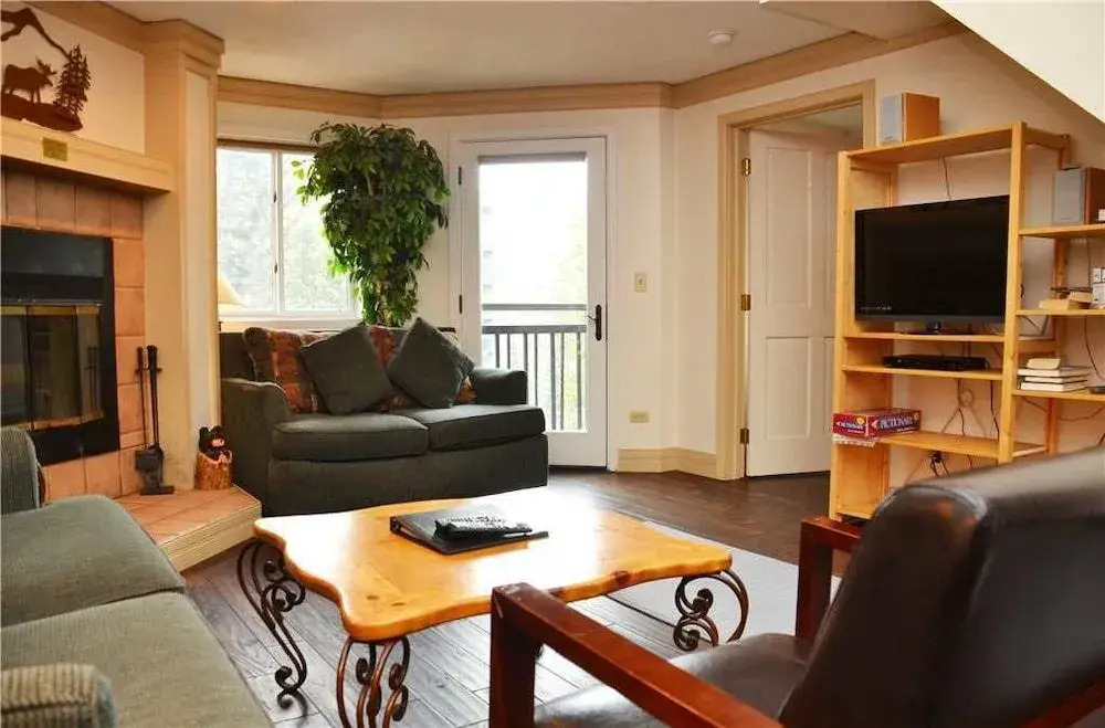 Village Chateaux 1053 by Great Western Lodging
