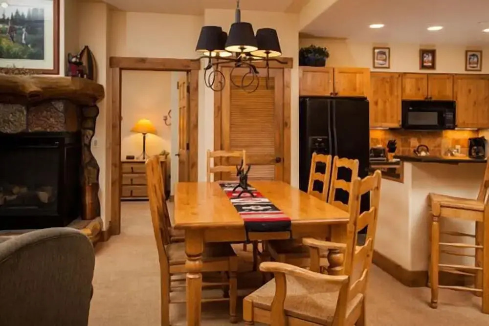 3106 Champagne Lodge, Trappeur's Crossing Apartment 2 SimplySteamboat