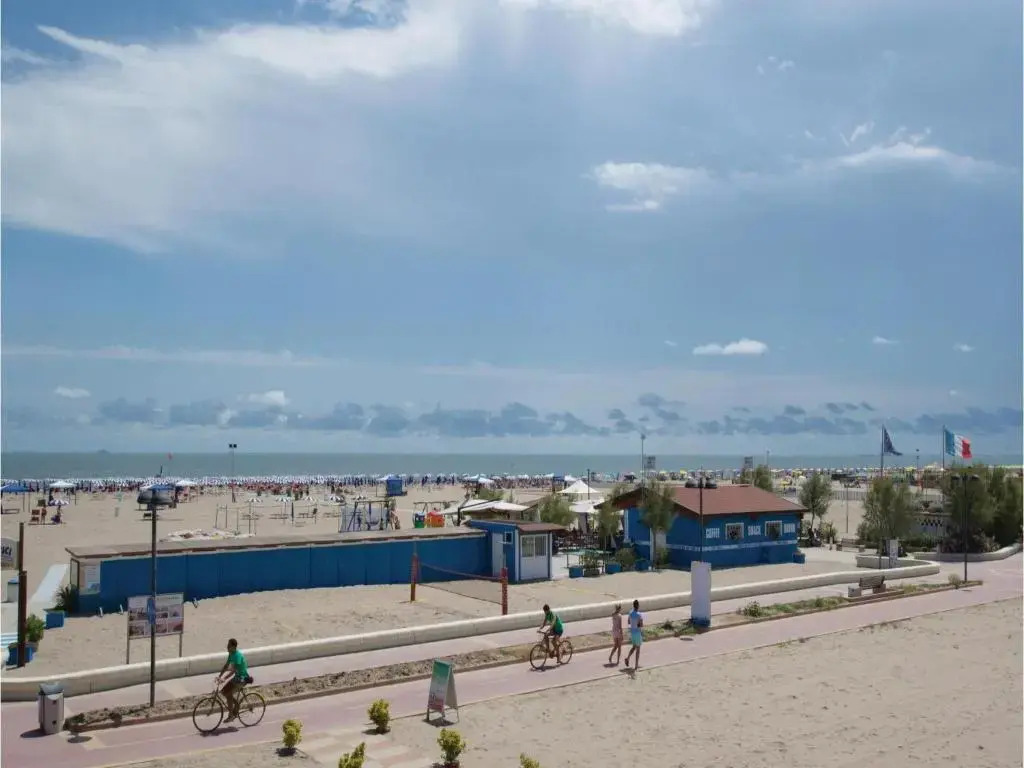 Acquamarina 8